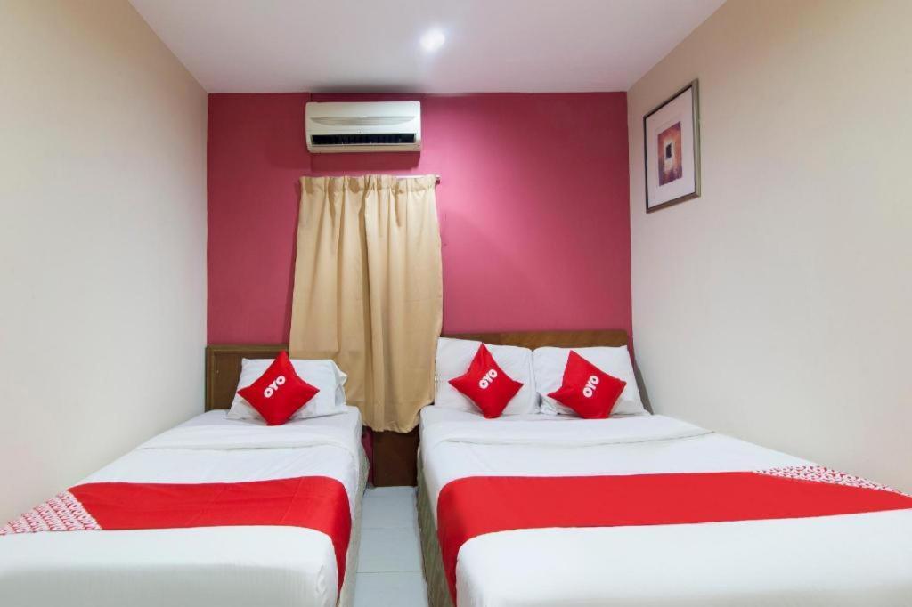 Oyo 44100 Hotel Casavilla Petaling Jaya Exteriér fotografie