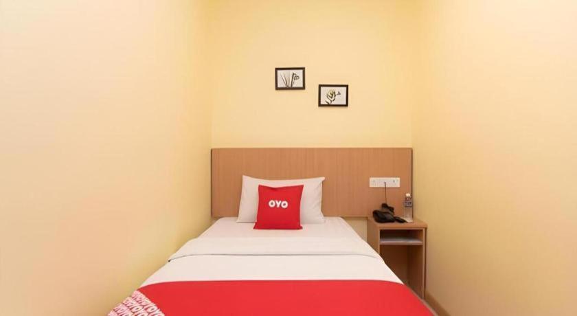 Oyo 44100 Hotel Casavilla Petaling Jaya Exteriér fotografie